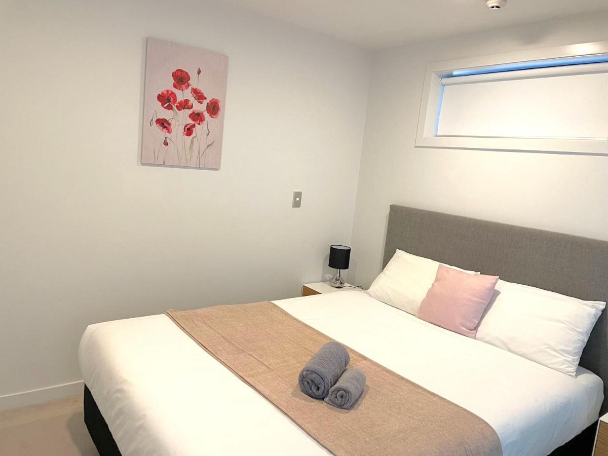 Modern 2 Bedroom Apartment 1 Minute To Skytower โอ๊คแลนด์ ภายนอก รูปภาพ