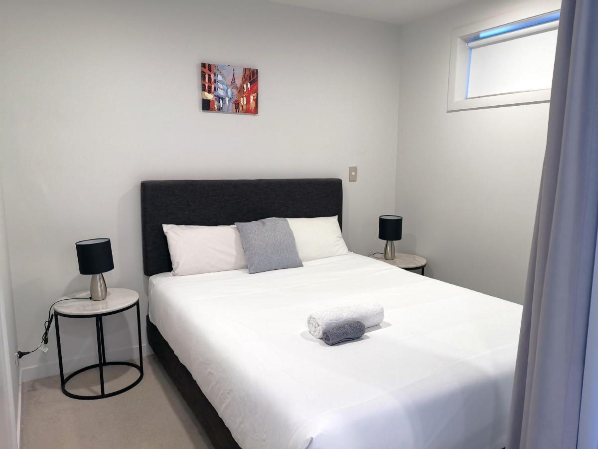 Modern 2 Bedroom Apartment 1 Minute To Skytower โอ๊คแลนด์ ภายนอก รูปภาพ